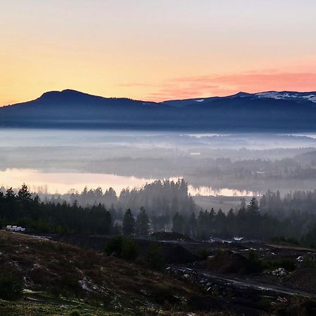 M&M'S Maple Bay Mountain Guesthouse - Licensed Дункан Екстер'єр фото