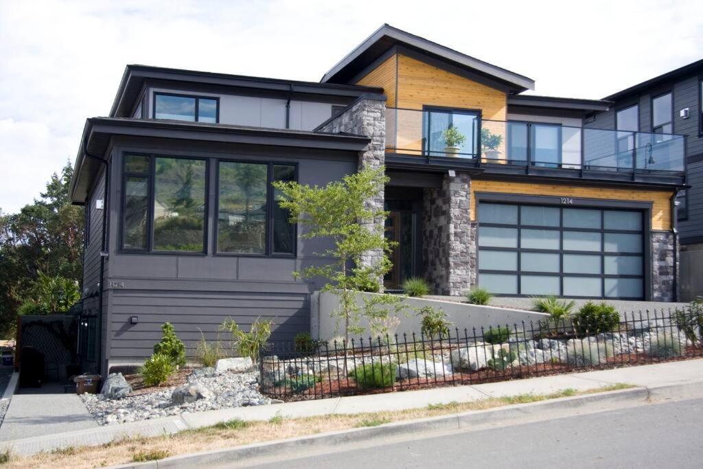 M&M'S Maple Bay Mountain Guesthouse - Licensed Дункан Екстер'єр фото
