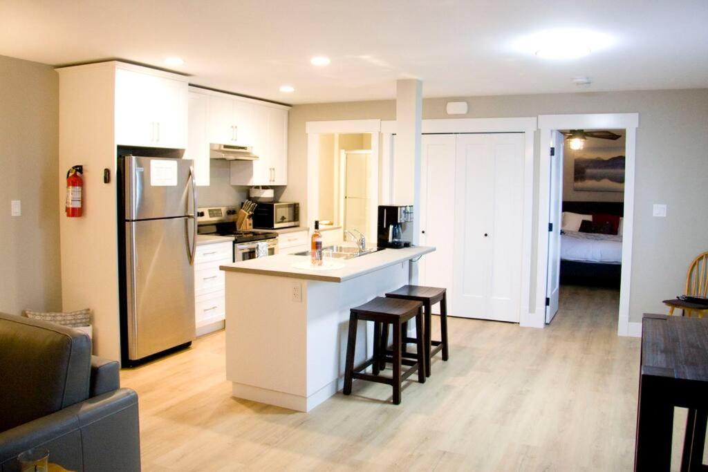 M&M'S Maple Bay Mountain Guesthouse - Licensed Дункан Екстер'єр фото